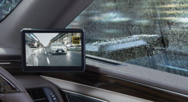 Lexus-ი ჩვეულებრივი გვერდითი სარკეების ნაცვლად ციფრული კამერების გამოყენებას იწყებს