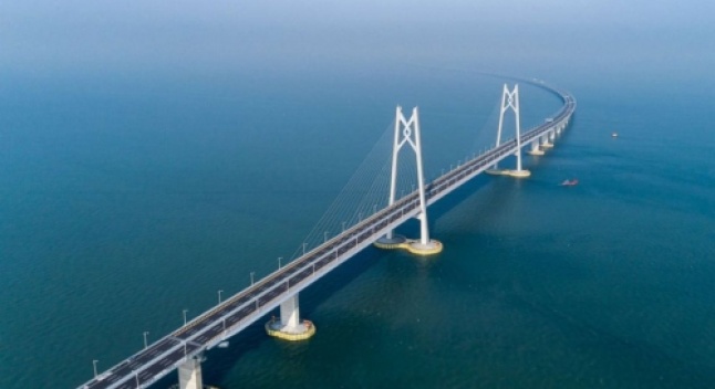 ჩინეთში მსოფლიოში ყველაზე გრძელი საზღვაო ხიდი გაიხსნა