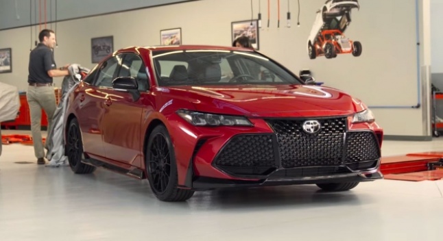 Toyota-მ Avalon-ისა და Camry-ს სპეციალური TRD ვერსიები წარმოადგინა