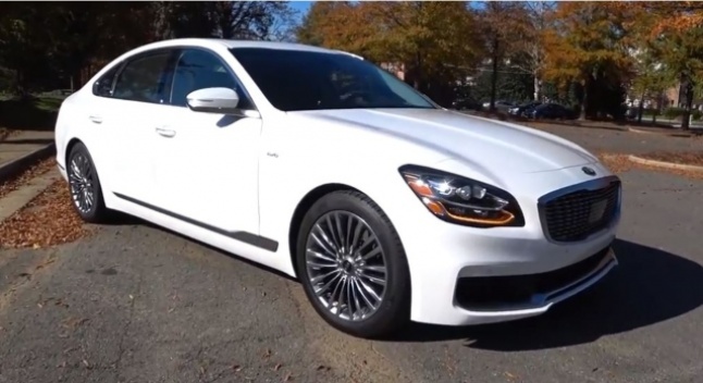 2019 წლის Kia K900 სრულფასოვანი მდიდრული სედანი იქნება