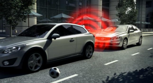 40 სახელმწიფოს შეთანხმების საფუძველზე, ყველა მანქანას ავტომატური სამუხრუჭე სისტემა ექნება