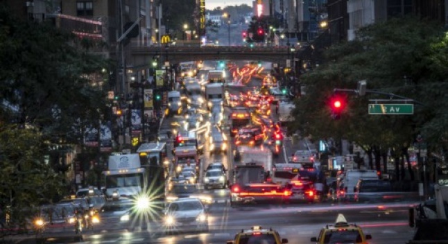 გამონაბოლქვის შესამცირებლად, მანჰეტენზე მანქანის მართვისთვის გადასახადს შემოიღებენ