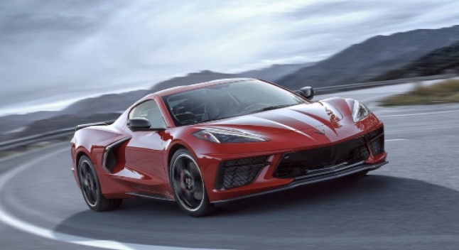 2020 წლის Chevrolet Corvette C8 - შუაძრავიანი სპორტული მანქანა ყველასთვის